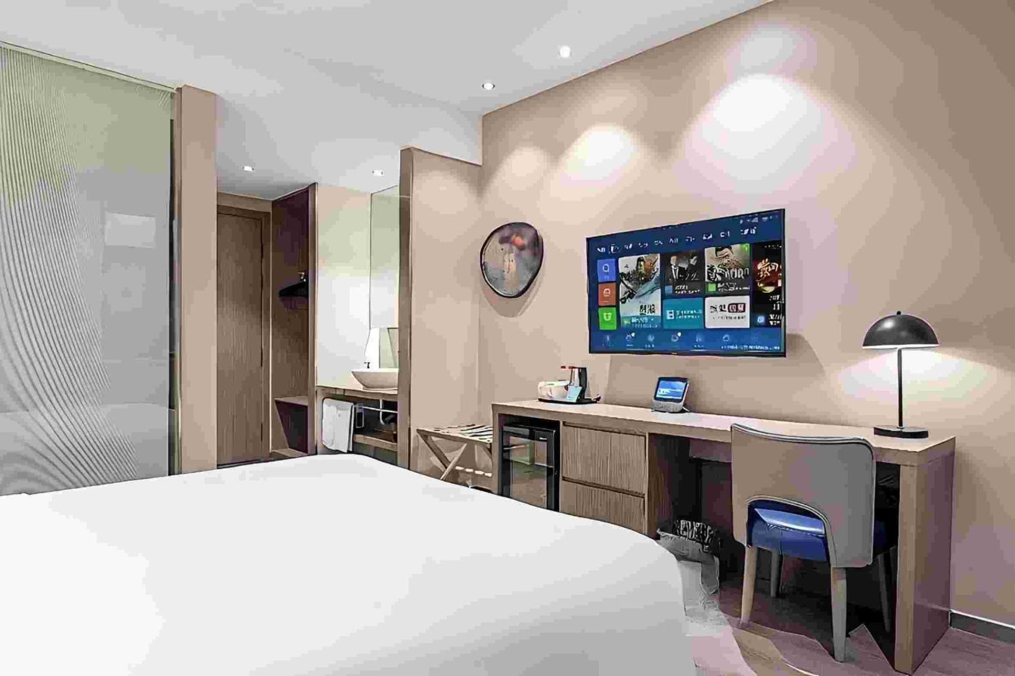 Hotel Jinglai Changshou Road Subway Station Branch