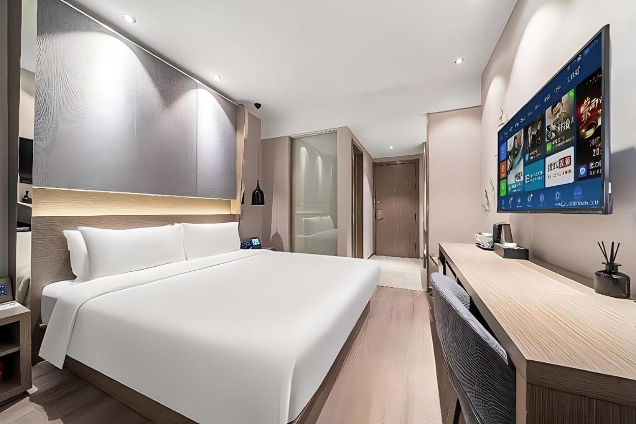 Hotel Jinglai Changshou Road Subway Station Branch