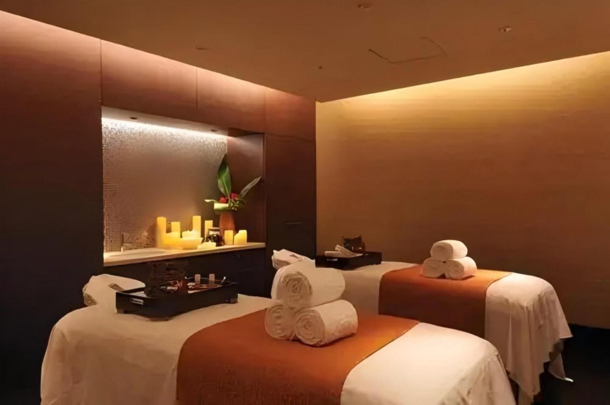 Jinglai Changshou Road Subway Station Branch Hotel 3*