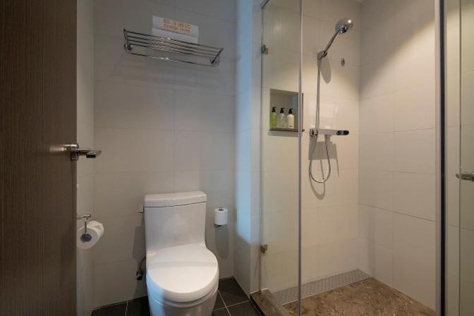 Jinglai Changshou Road Subway Station Branch 3*
