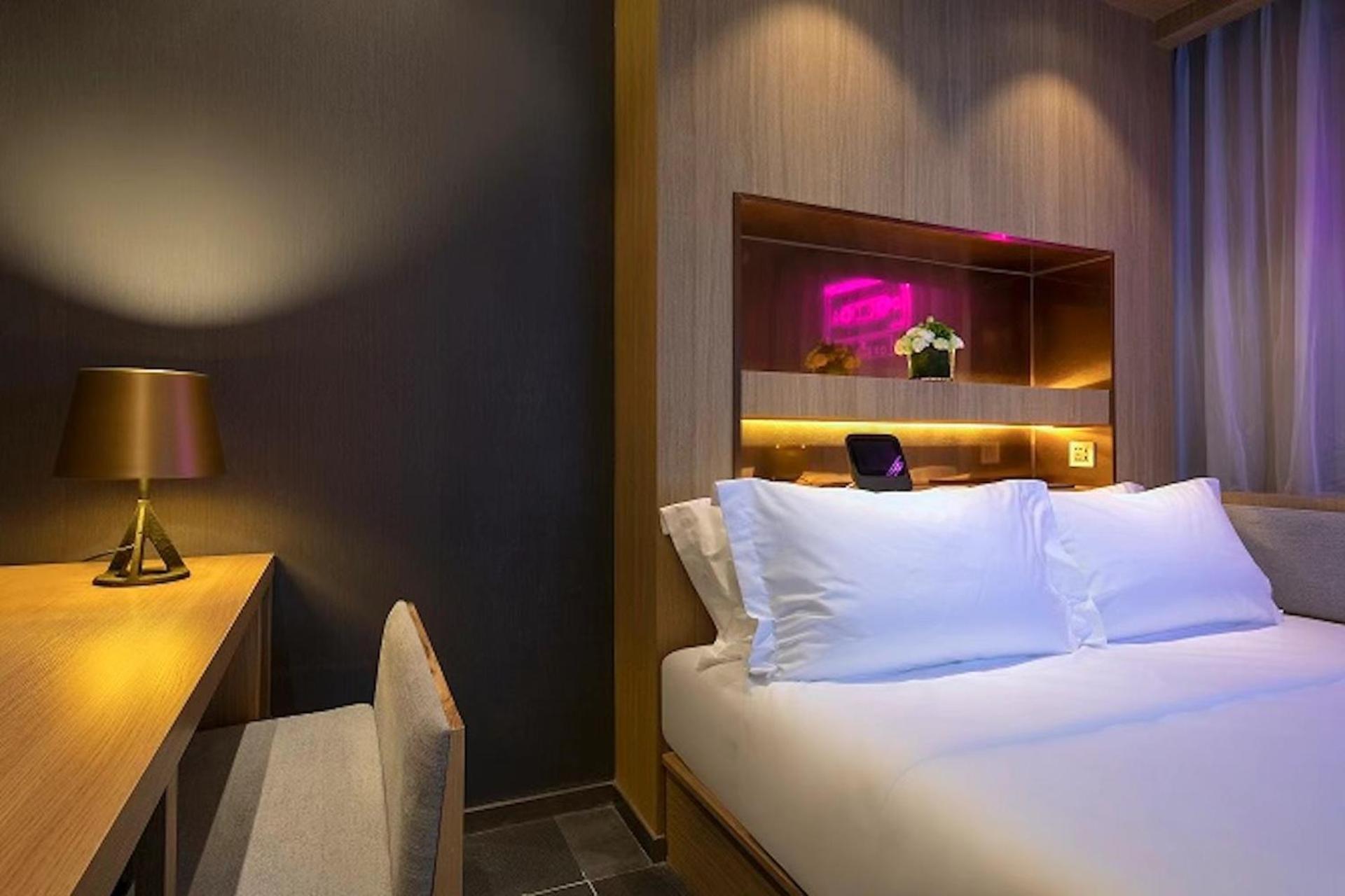 Hotel Jinglai Changshou Road Subway Station Branch 3*